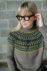 Greta (Knit)