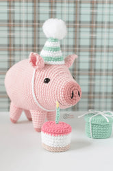 Birthday Piglet (Crochet)