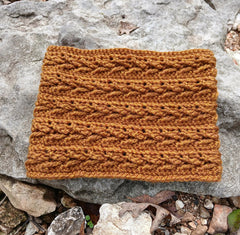 River Arrow Cowl (Crochet)
