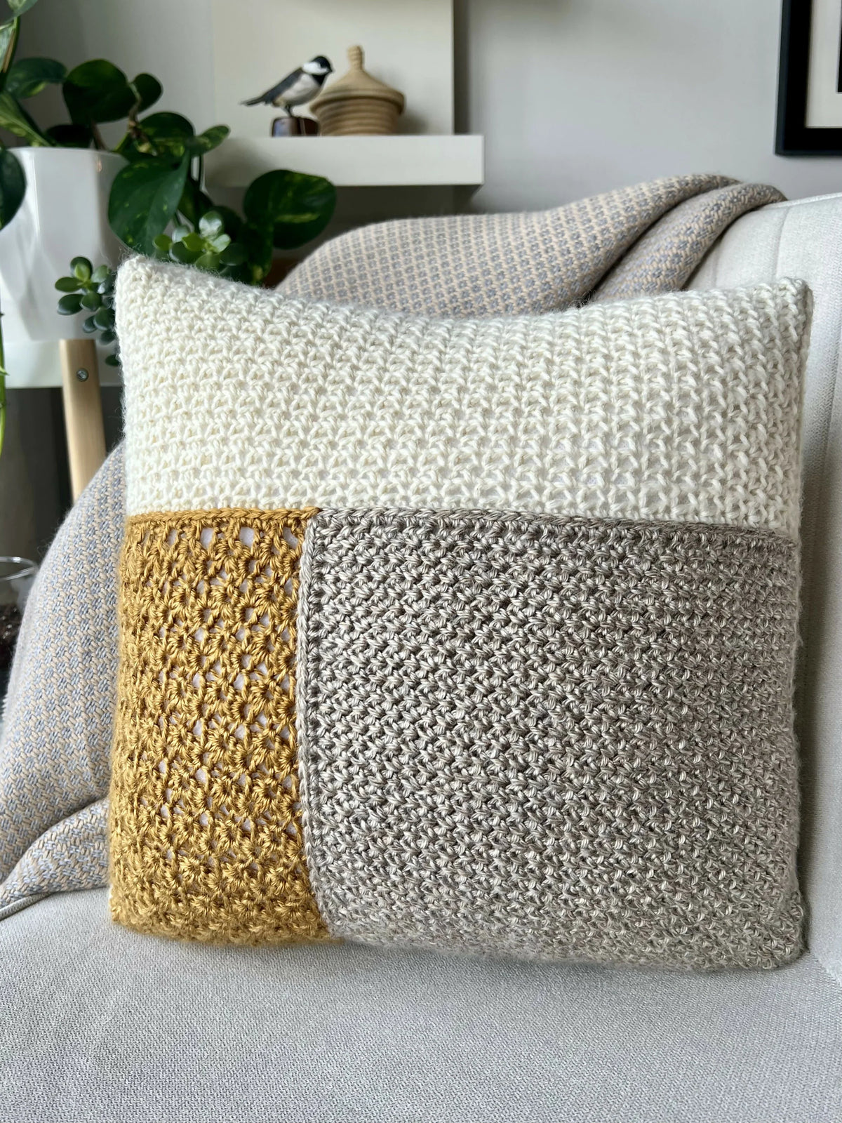 Devon Pillow (Crochet)
