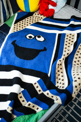 Omnomnom Blanket (Knit)
