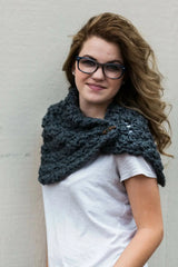 Street Chic Neckwarmer (Crochet)