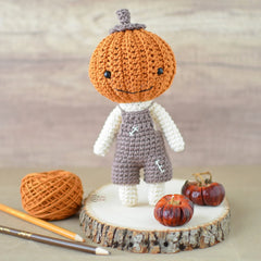 Pumpkin Man (Crochet)