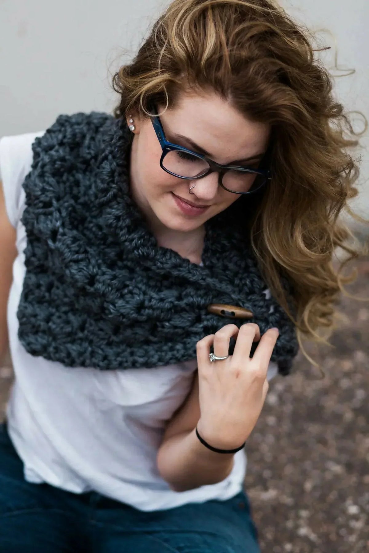 Street Chic Neckwarmer (Crochet)